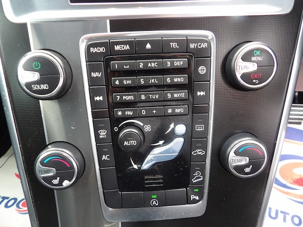 Used Volvo XC60 2017 for sale - 76308031: Photo 54