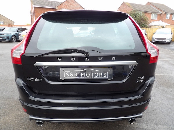 Used Volvo XC60 2017 for sale - 76308031: Photo 8