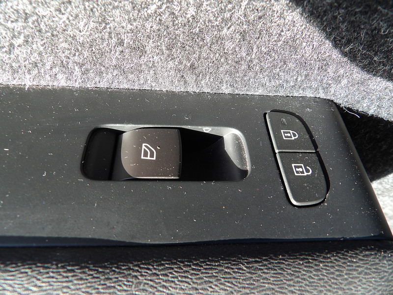 Used Volvo XC40 for sale - 76357032: Photo 22