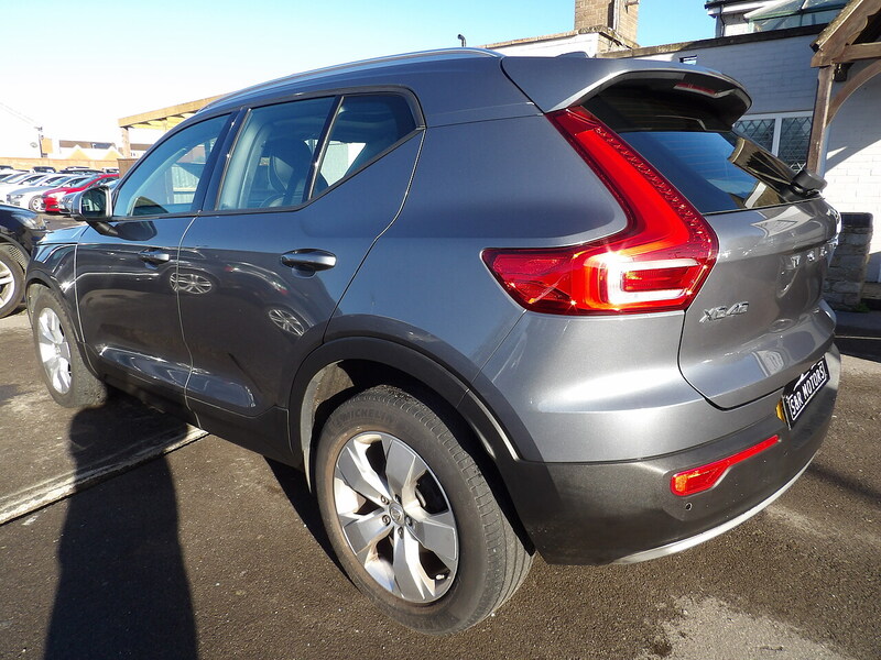 Used Volvo XC40 for sale - 76357032: Photo 3