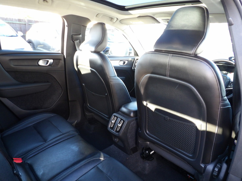 Used Volvo XC40 for sale - 76357032: Photo 34