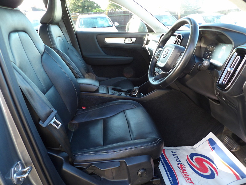 Used Volvo XC40 for sale - 76357032: Photo 38