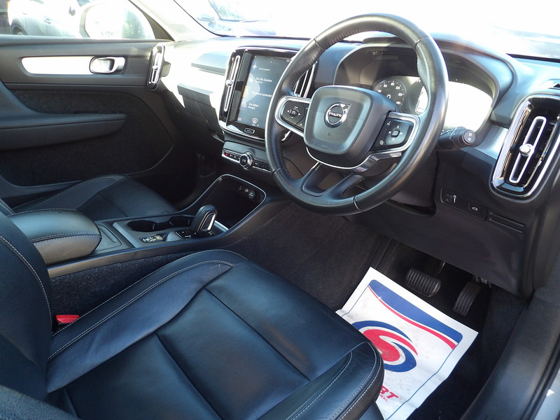 Used Volvo XC40 for sale - 76357032: Photo 39