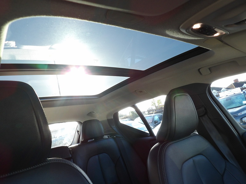 Used Volvo XC40 for sale - 76357032: Photo 67