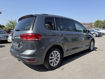Used Volkswagen Touran 2019 for sale - 79591422: Photo