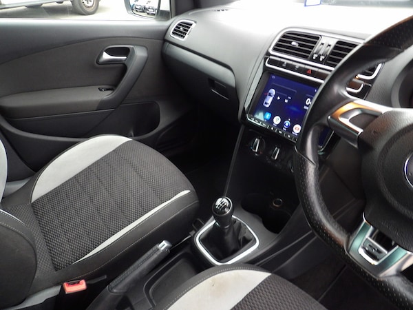 Used Volkswagen Polo 2014 for sale - 76308126: Photo 15