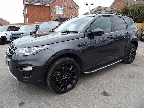 Used Land Rover Discovery Sport 2018 for sale - 76308022: Photo 1
