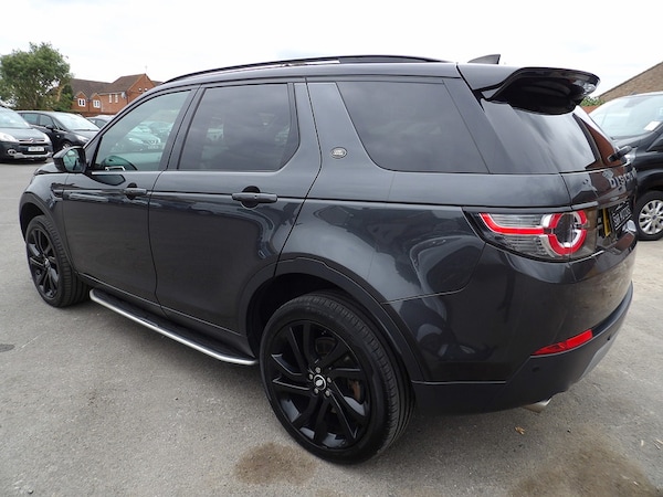 Used Land Rover Discovery Sport 2018 for sale - 76308022: Photo 2