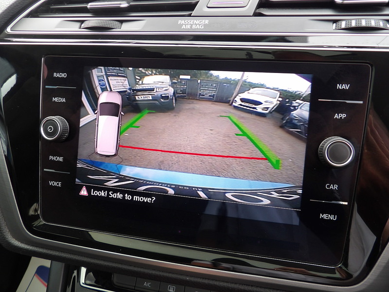 Used Volkswagen Touran 2018 for sale - 76308105: Photo 39