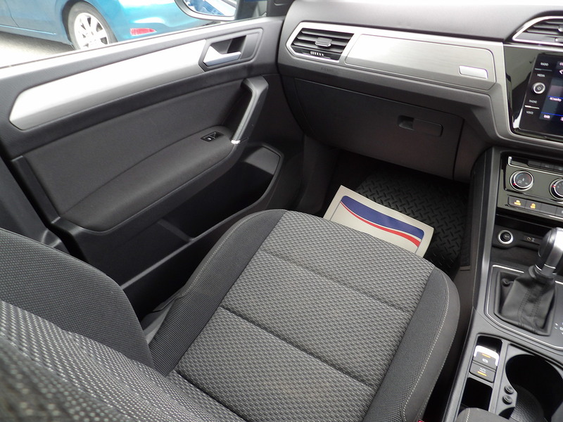 Used Volkswagen Touran 2018 for sale - 76308105: Photo 53