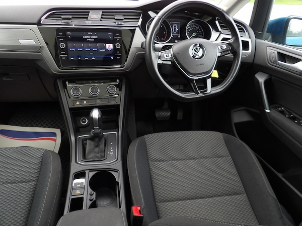 Used Volkswagen Touran 2018 for sale - 76308105: Photo 54
