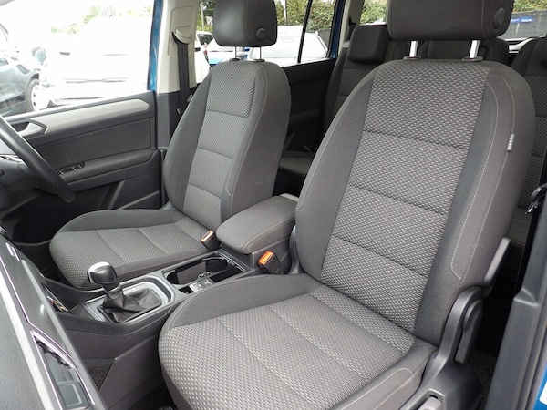 Used Volkswagen Touran 2018 for sale - 76308105: Photo 62