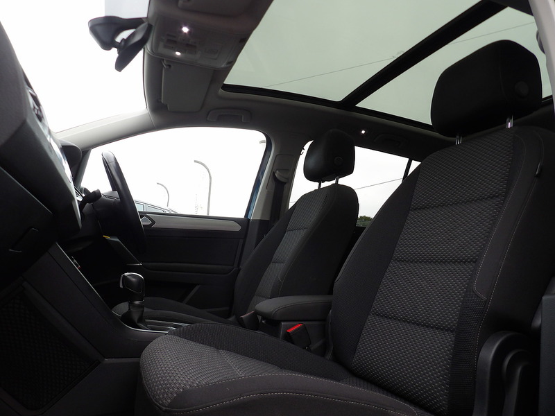 Used Volkswagen Touran 2018 for sale - 76308105: Photo 63