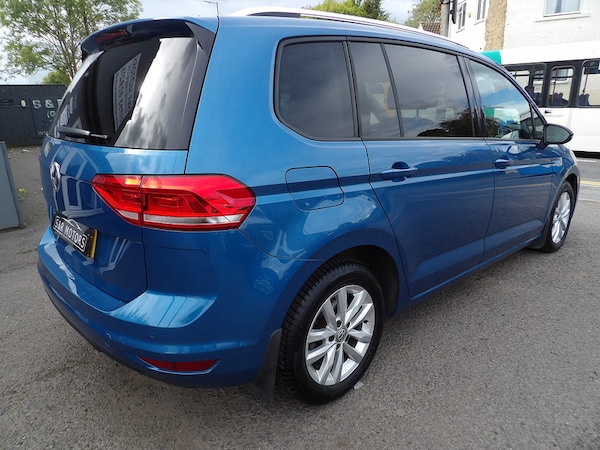 Used Volkswagen Touran 2018 for sale - 76308105: Photo 7