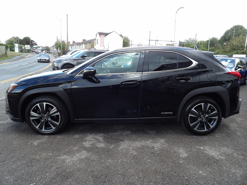 Used Lexus UX 2021 for sale - 76299790: Photo 2