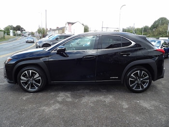 Used Lexus UX 2021 for sale - 76299790: Photo