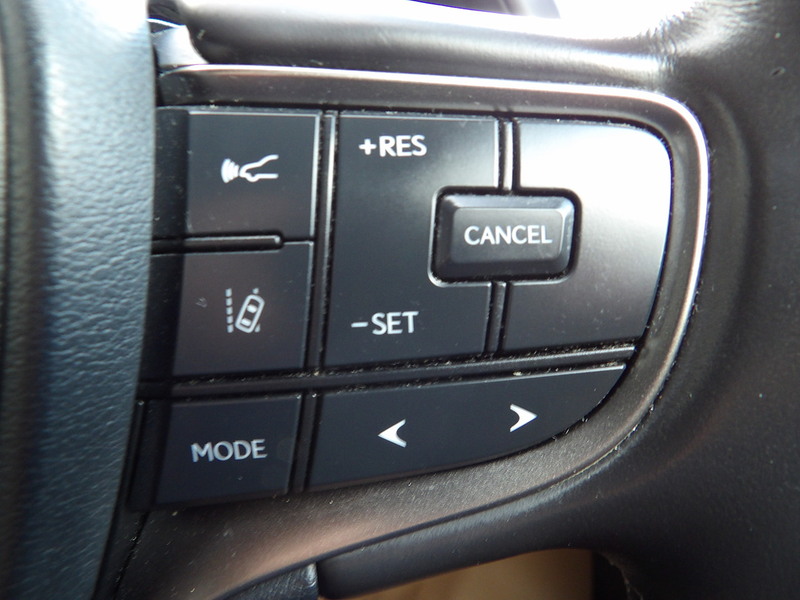 Used Lexus UX 2021 for sale - 76299790: Photo 45