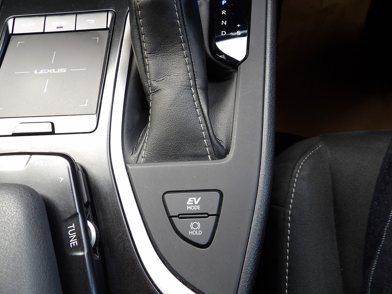 Used Lexus UX 2021 for sale - 76299790: Photo 56