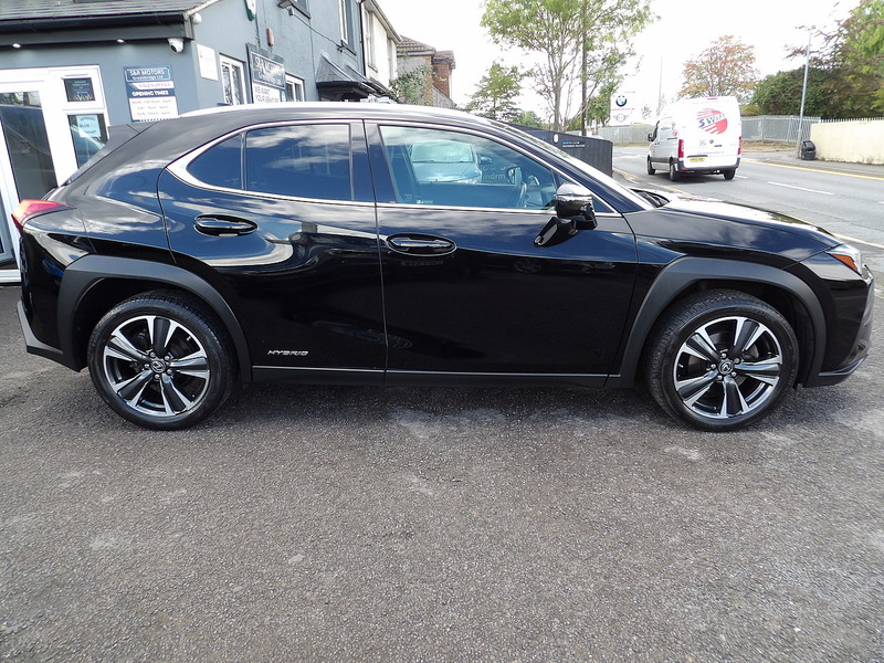 Used Lexus UX 2021 for sale - 76299790: Photo 6