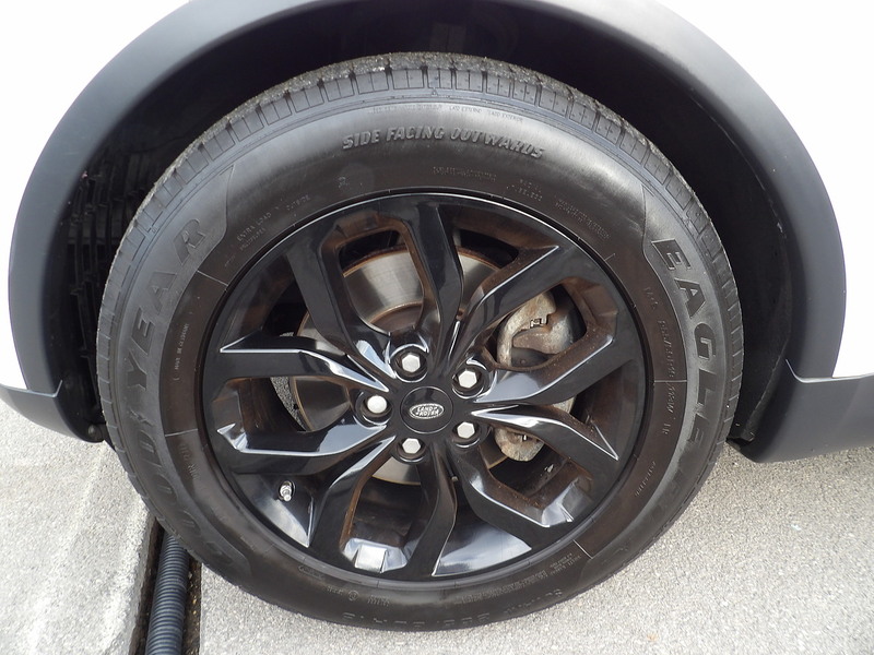 Used Land Rover Discovery 2018 for sale - 76482597: Photo 11