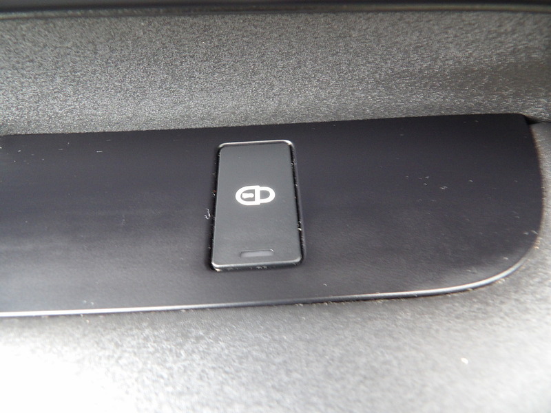 Used Land Rover Discovery 2018 for sale - 76482597: Photo 25