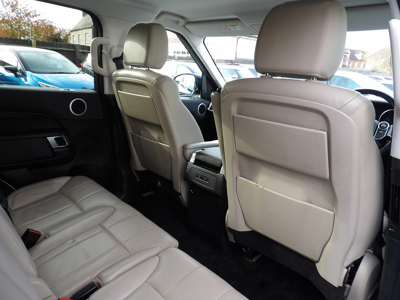 Used Land Rover Discovery 2018 for sale - 76482597: Photo 37