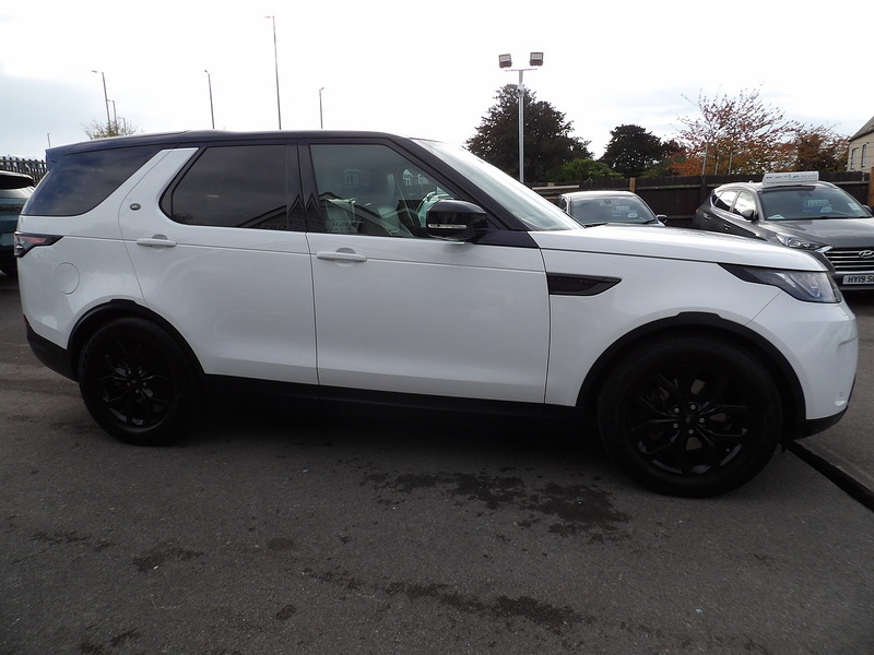 Used Land Rover Discovery 2018 for sale - 76482597: Photo 6