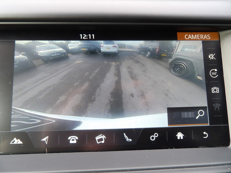 Used Land Rover Discovery 2018 for sale - 76482597: Photo 60