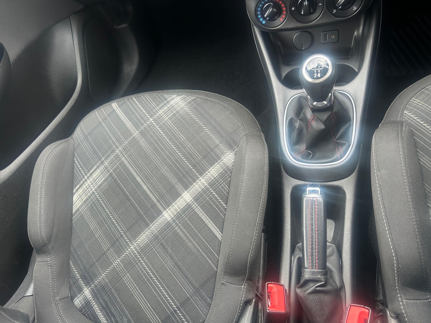 Used Vauxhall Corsa 2015 for sale - 76627468: Photo 34