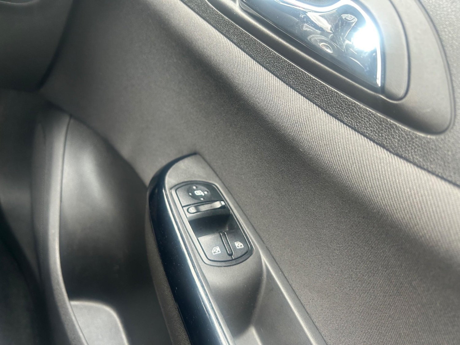 Used Vauxhall Corsa 2015 for sale - 76627468: Photo 42