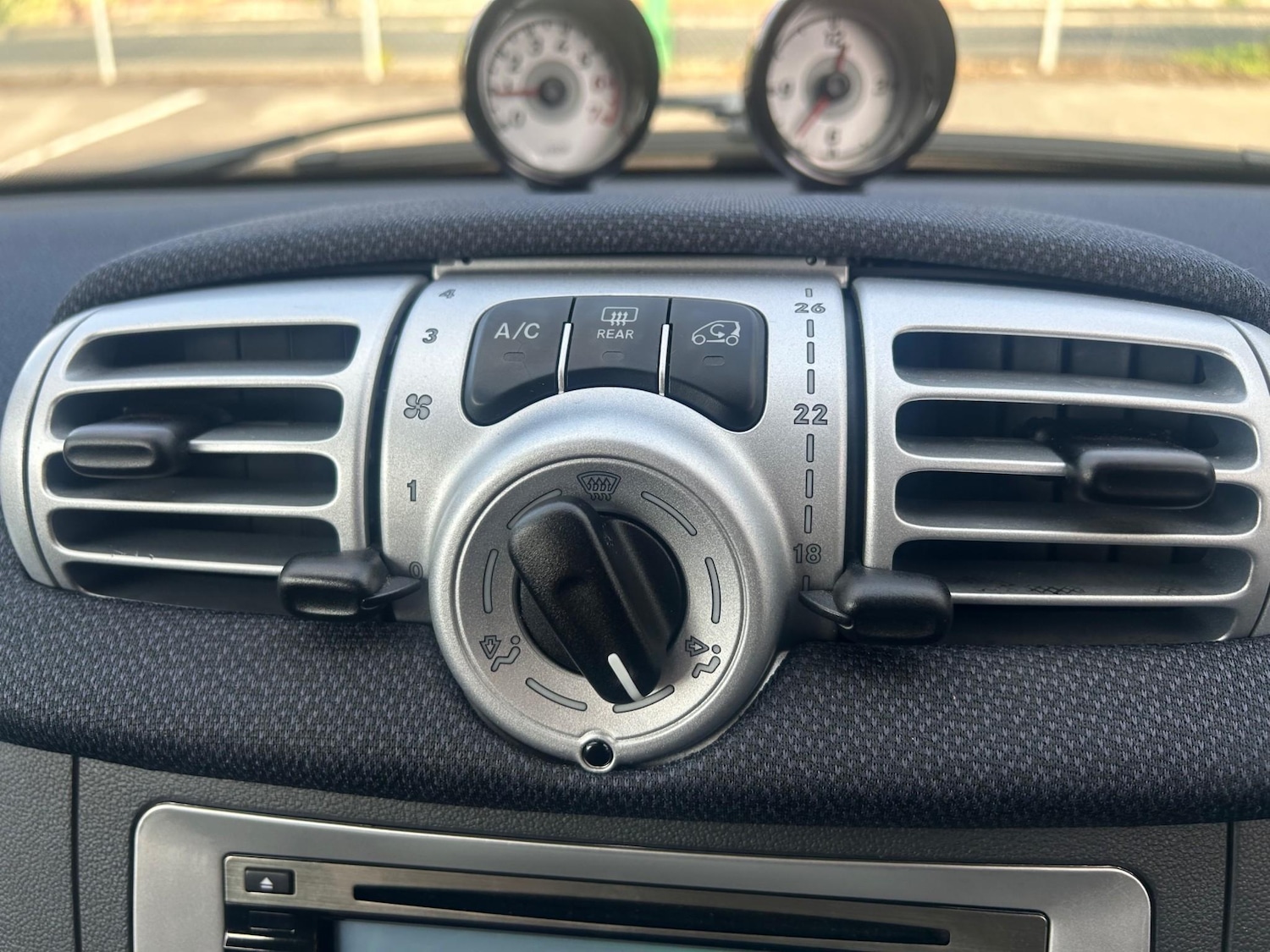 Used smart fortwo 2014 for sale - 76627458: Photo 35