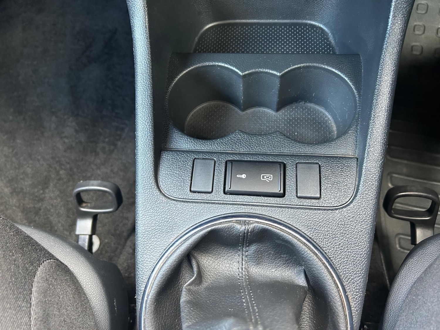 Used Skoda Fabia 2014 for sale - 76748060: Photo 30