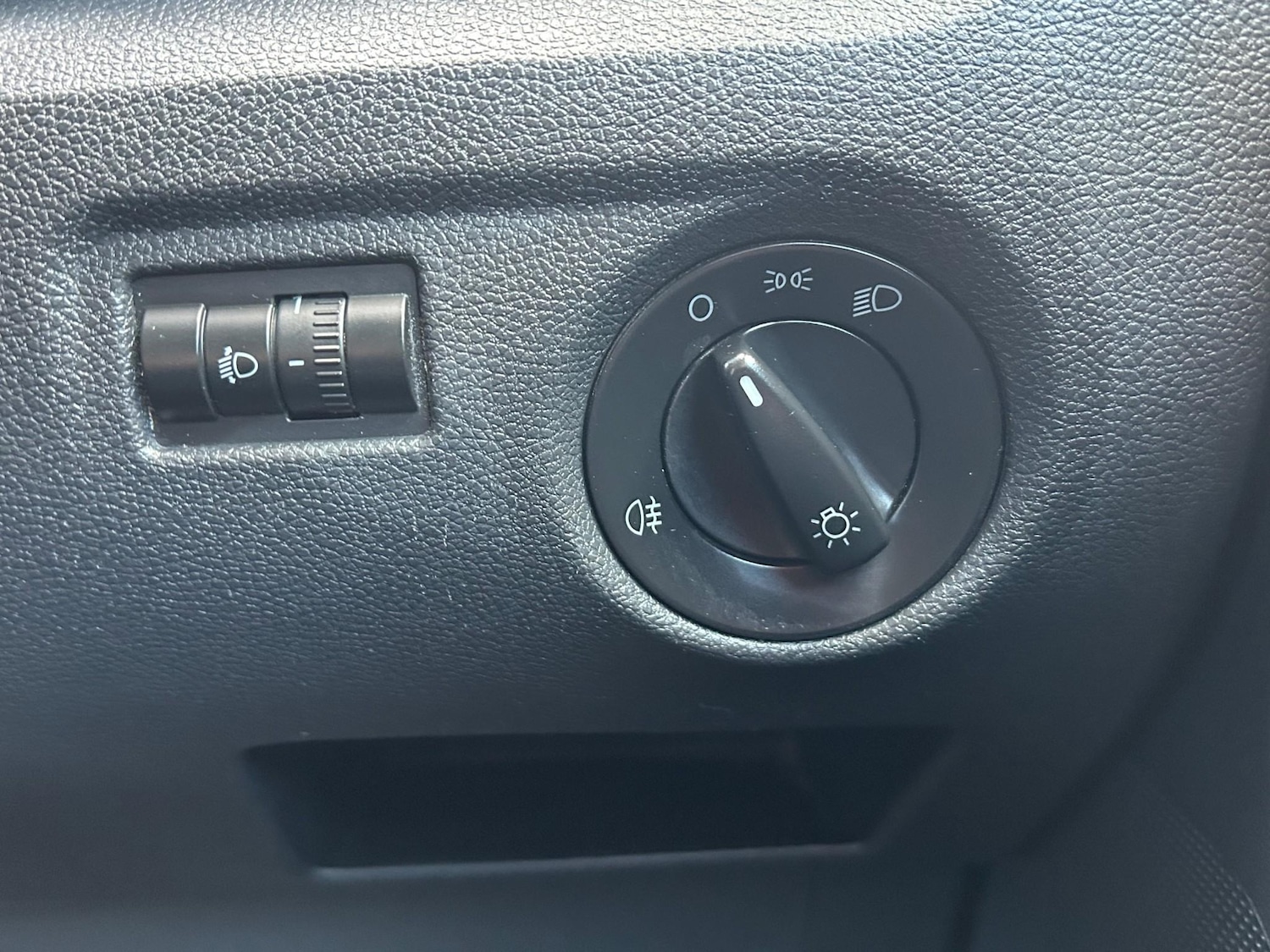 Used Skoda Fabia 2014 for sale - 76748060: Photo 39