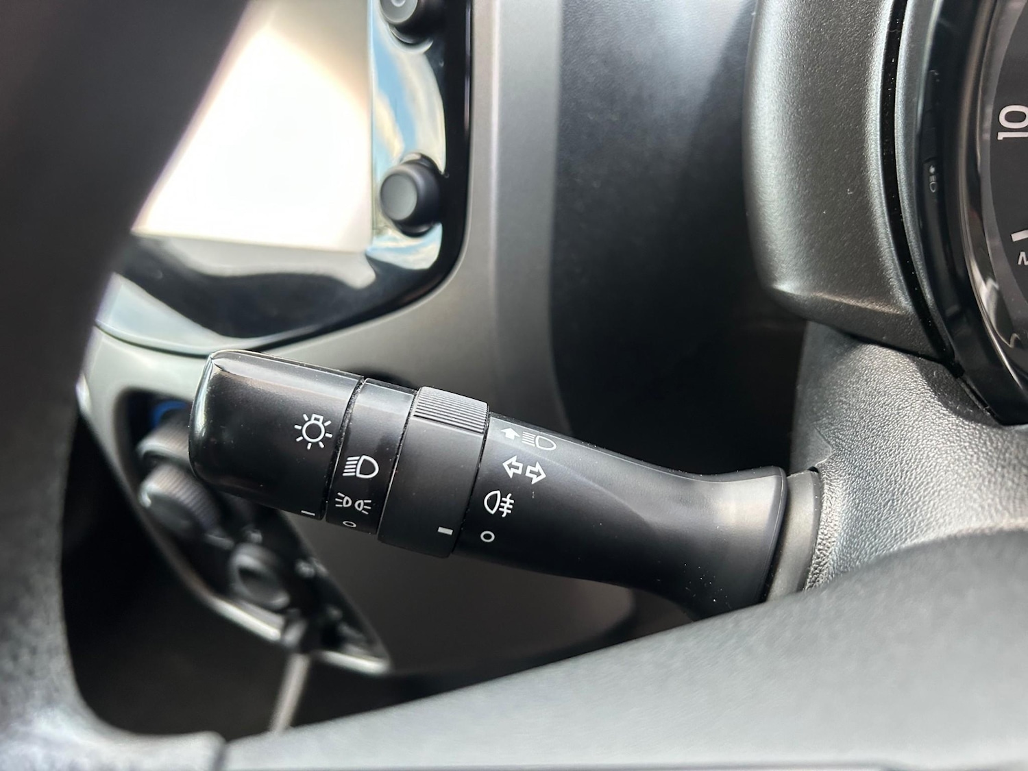 Used Citroen C1 2015 for sale - 76627464: Photo 32