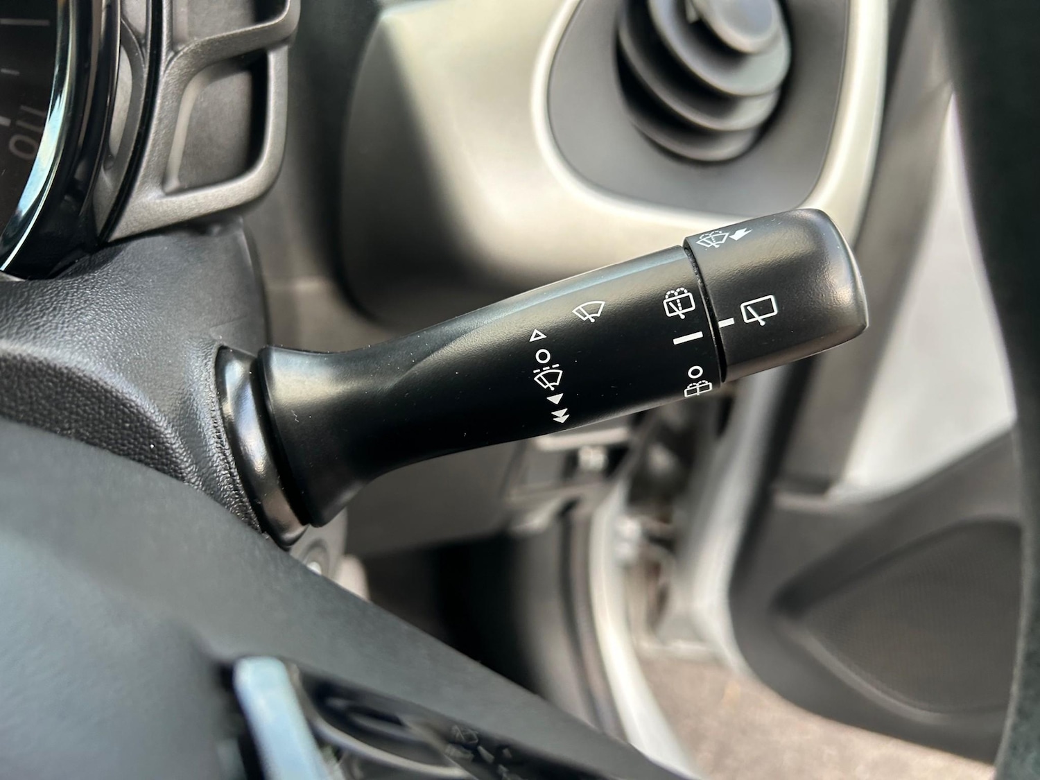 Used Citroen C1 2015 for sale - 76627464: Photo 33