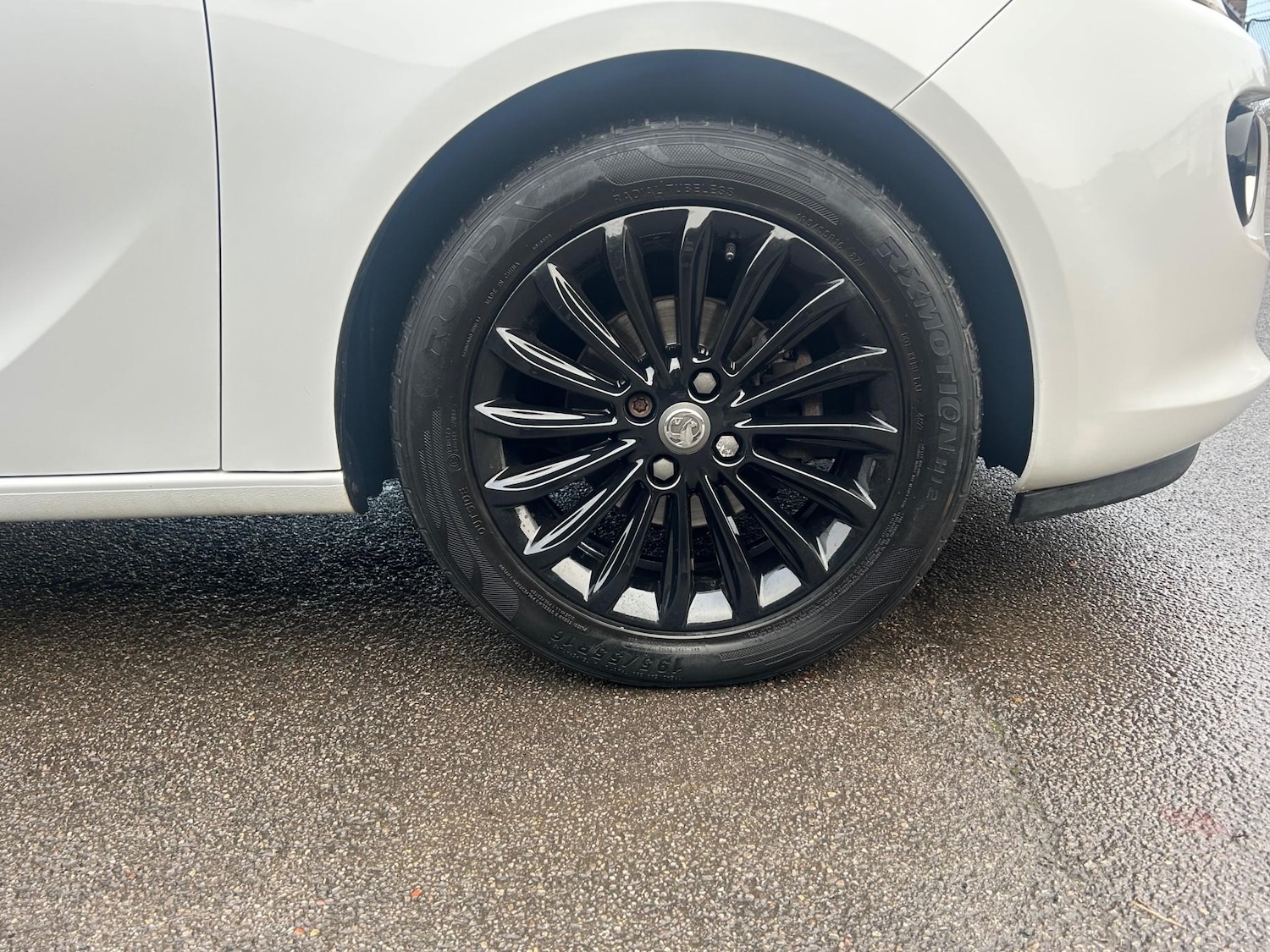 Used Vauxhall ADAM 2016 for sale - 77152404: Photo 15