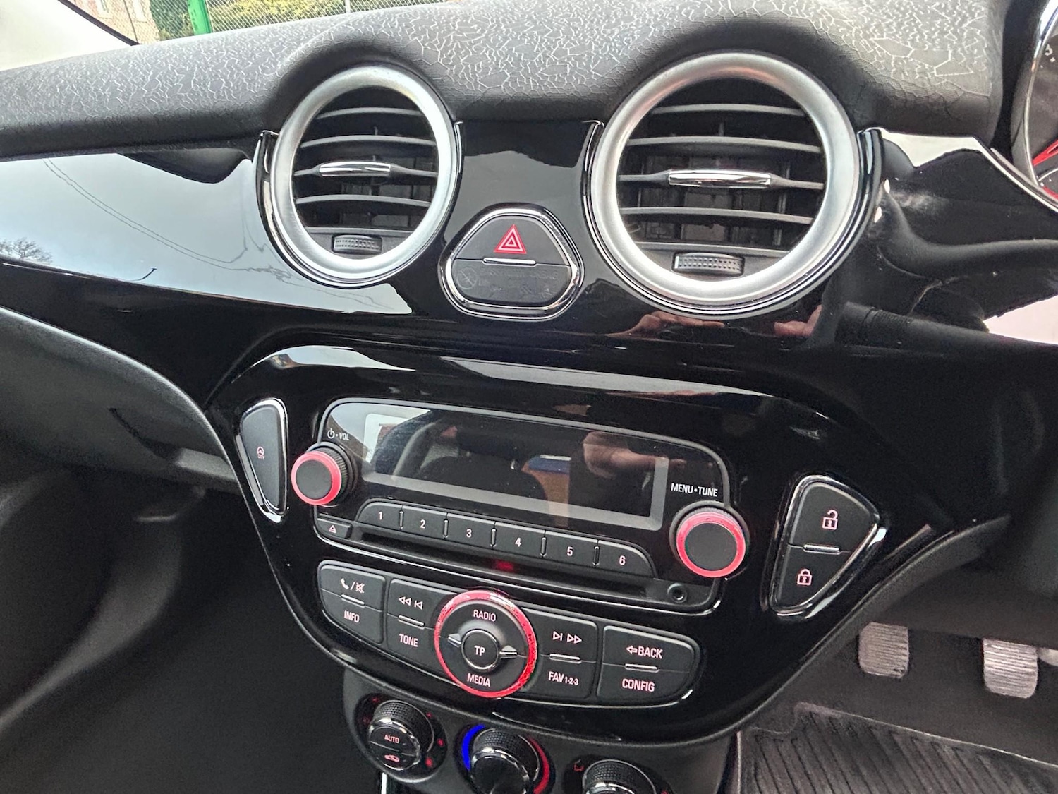 Used Vauxhall ADAM 2016 for sale - 77152404: Photo 28