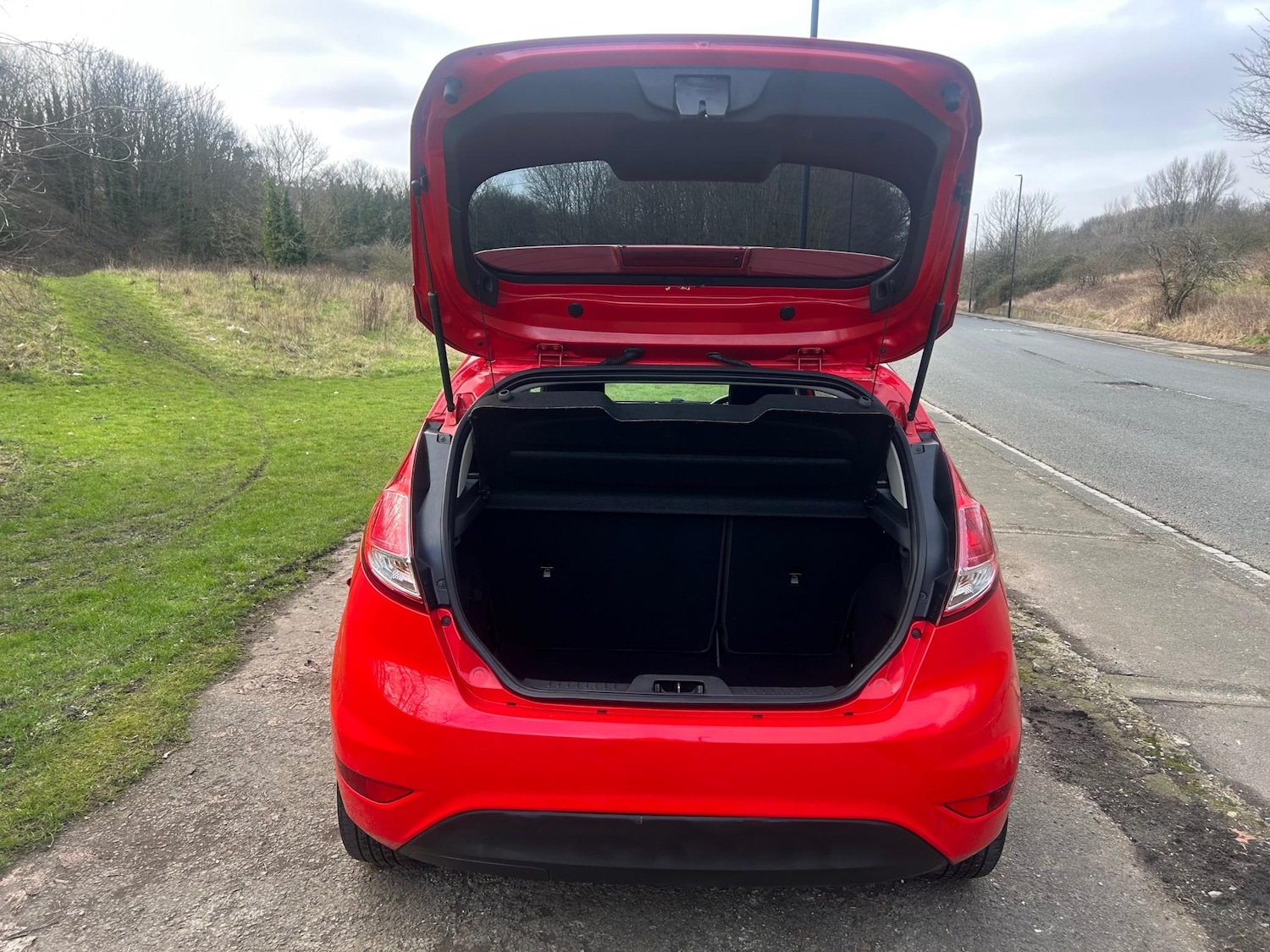 Used Ford Fiesta 2014 for sale - 77607920: Photo 9