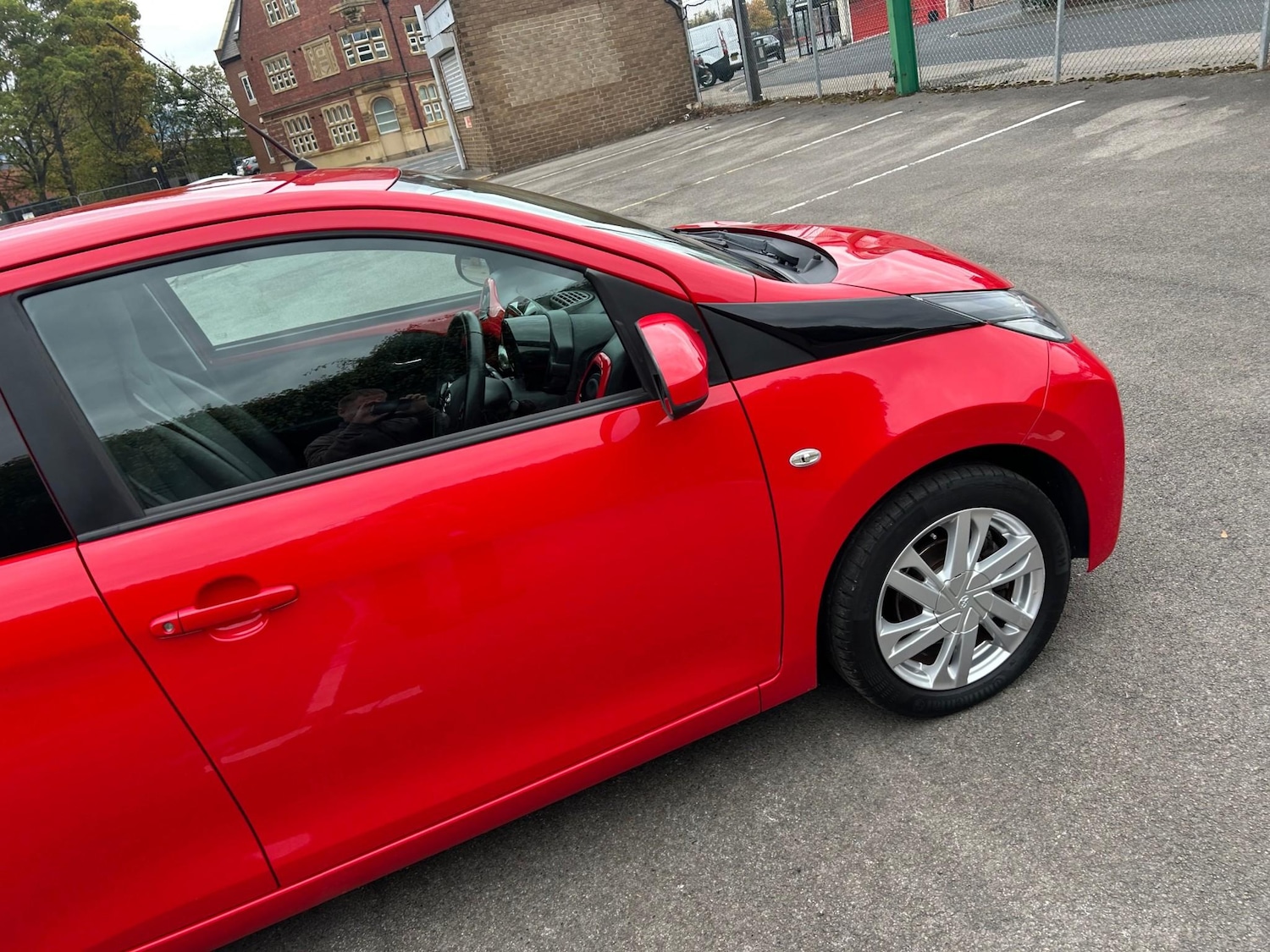 Used Toyota AYGO 2015 for sale - 76627467: Photo 17