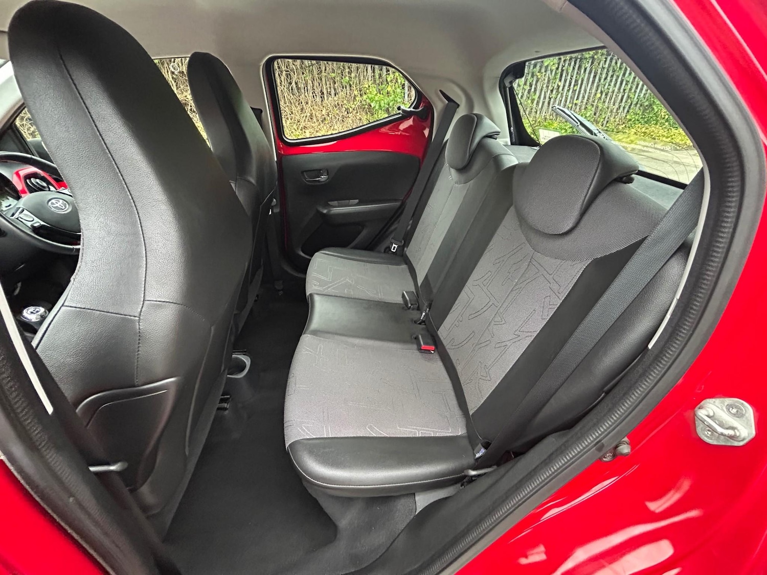 Used Toyota AYGO 2015 for sale - 76627467: Photo 27