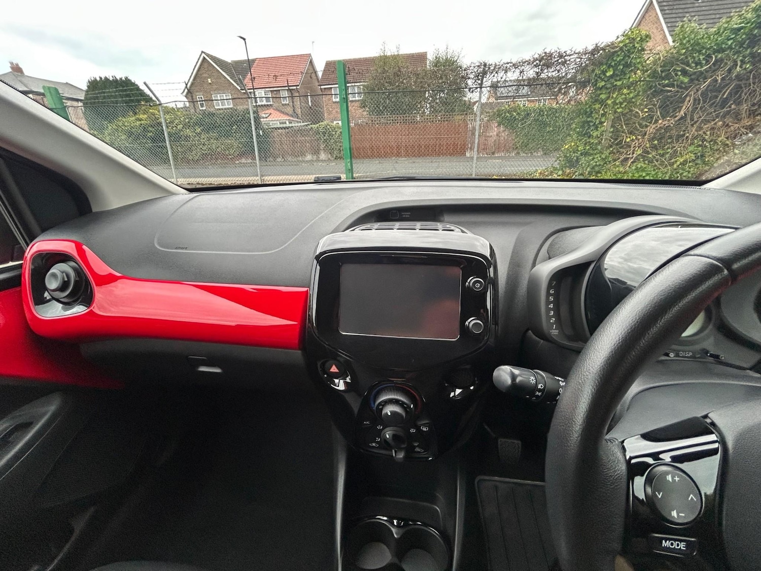 Used Toyota AYGO 2015 for sale - 76627467: Photo 33