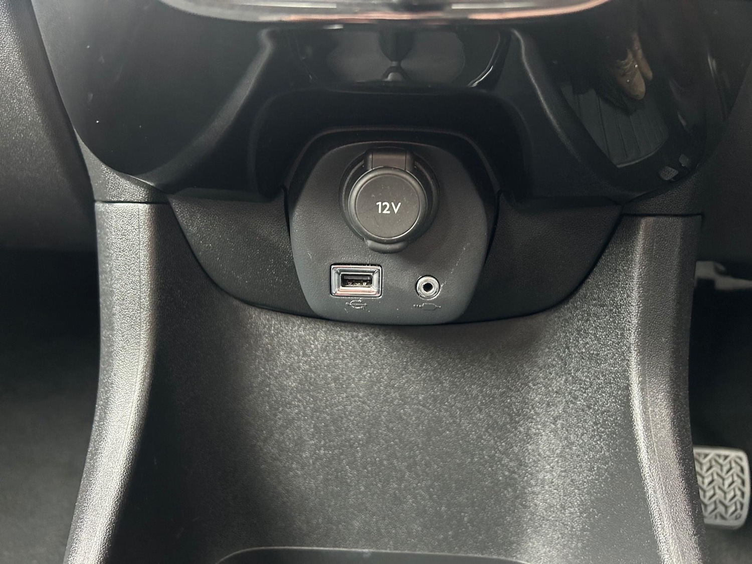 Used Toyota AYGO 2015 for sale - 76627467: Photo 37