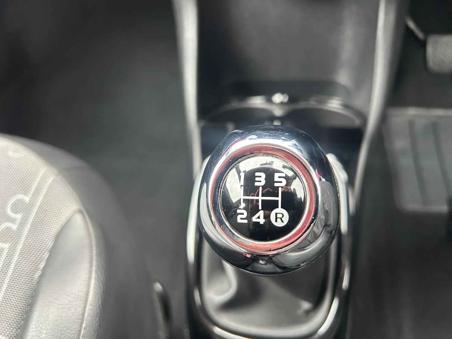 Used Toyota AYGO 2015 for sale - 76627467: Photo 38