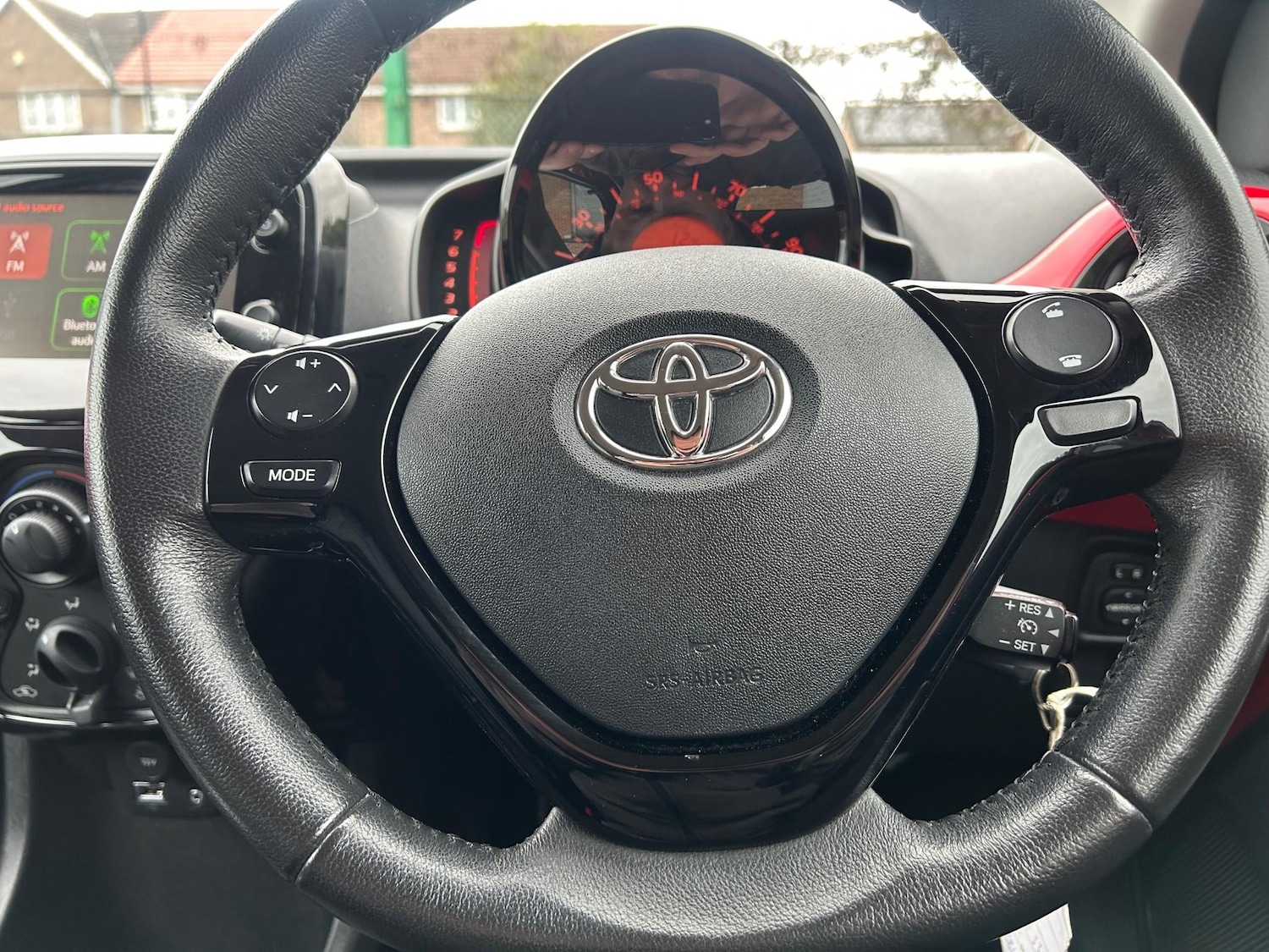 Used Toyota AYGO 2015 for sale - 76627467: Photo 39