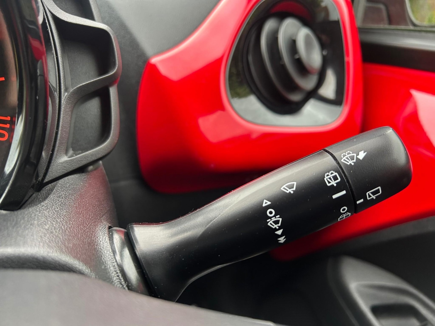 Used Toyota AYGO 2015 for sale - 76627467: Photo 43