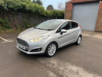 Used Ford Fiesta 2016 for sale - 76641437: Photo