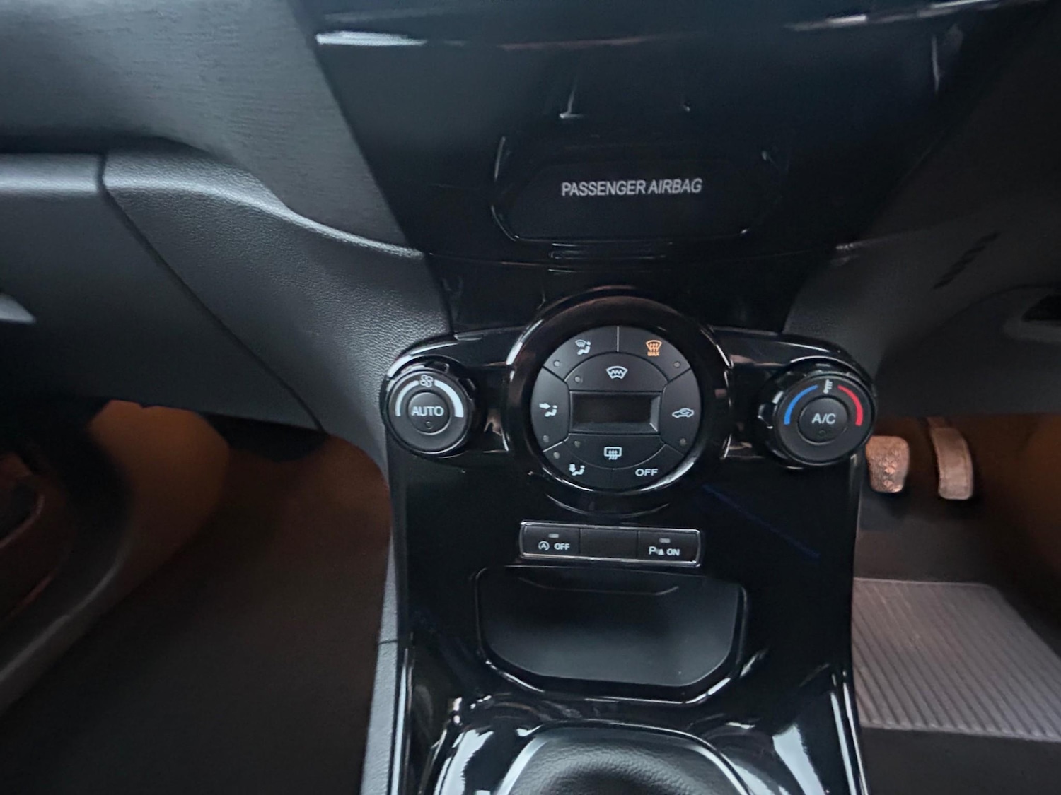 Used Ford Fiesta 2016 for sale - 76641437: Photo 29