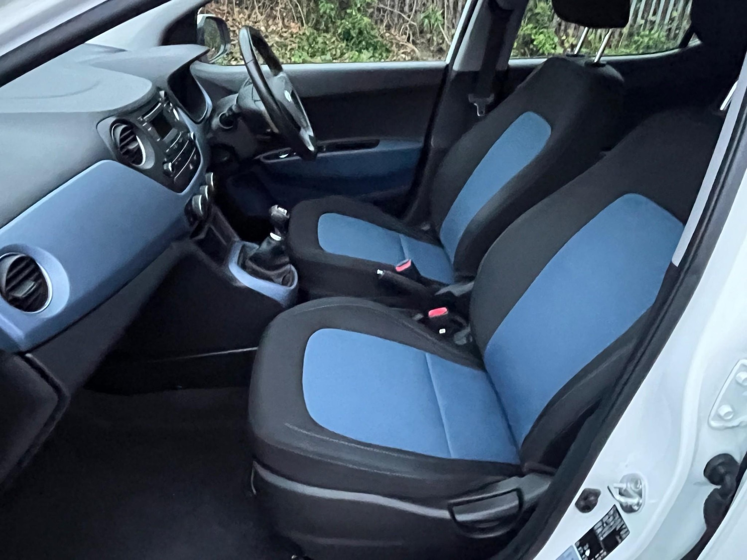 Used Hyundai i10 2016 for sale - 76758482: Photo 18