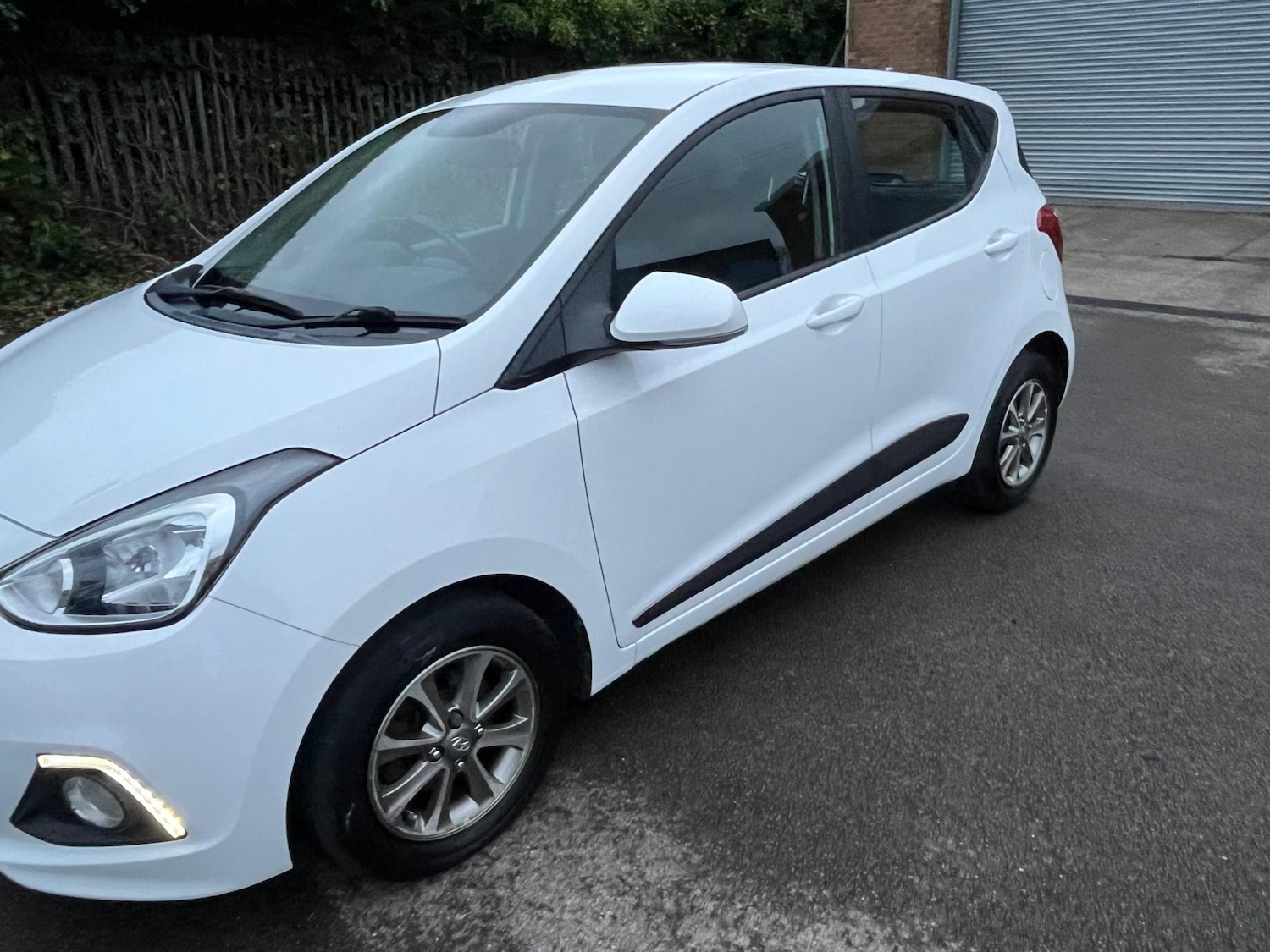 Used Hyundai i10 2016 for sale - 76758482: Photo 3