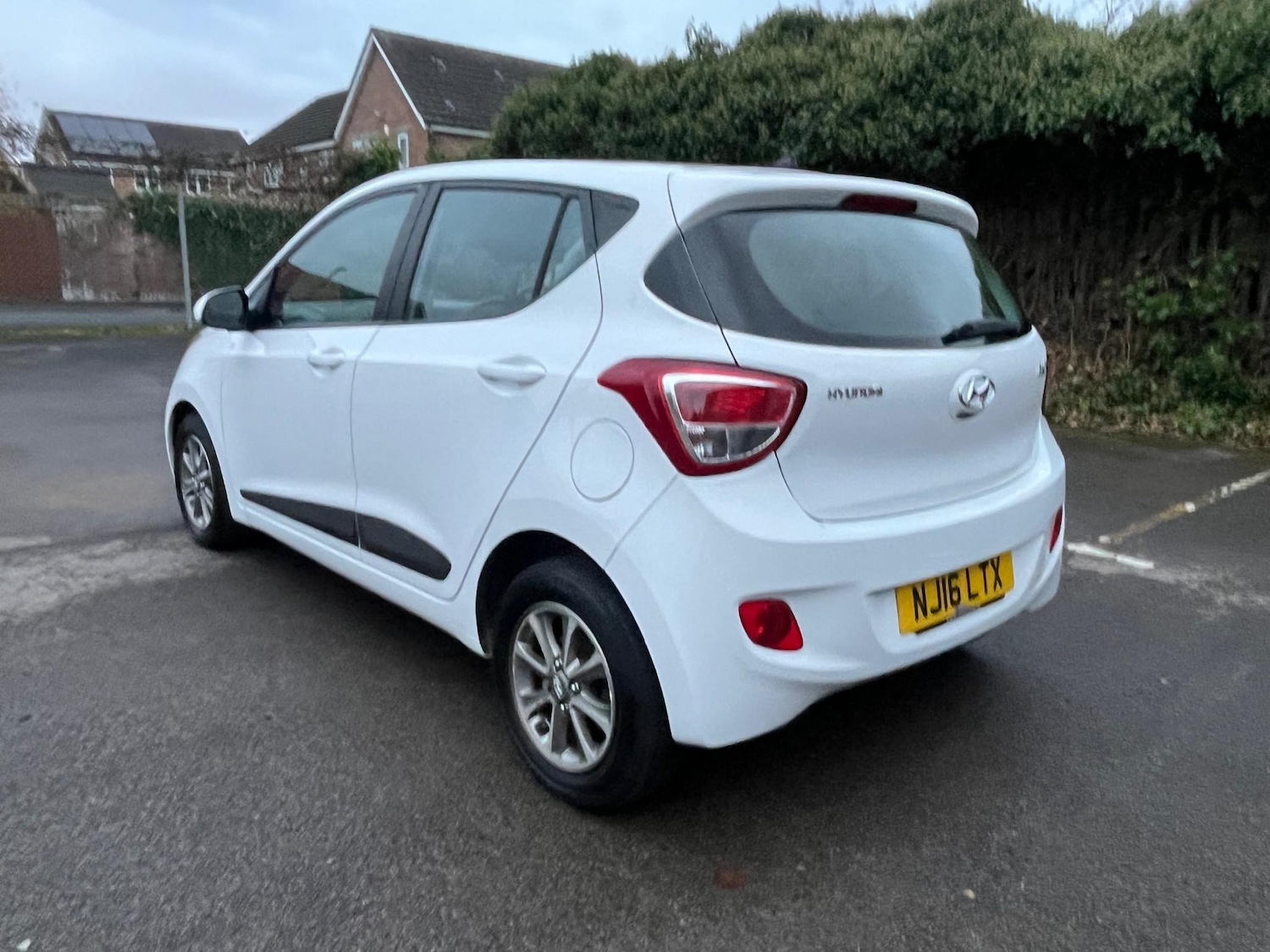 Used Hyundai i10 2016 for sale - 76758482: Photo 6
